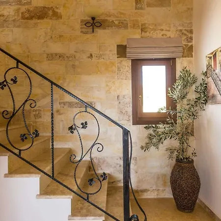 New Katifes With Pool, Walk To Amenities & Amazing Views! * Kirianna