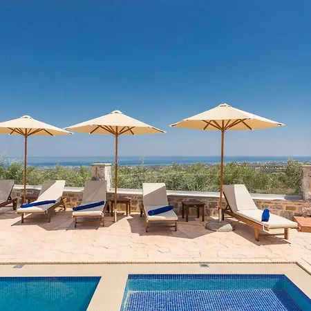 New Katifes With Pool, Walk To Amenities & Amazing Views! * Kiriánna